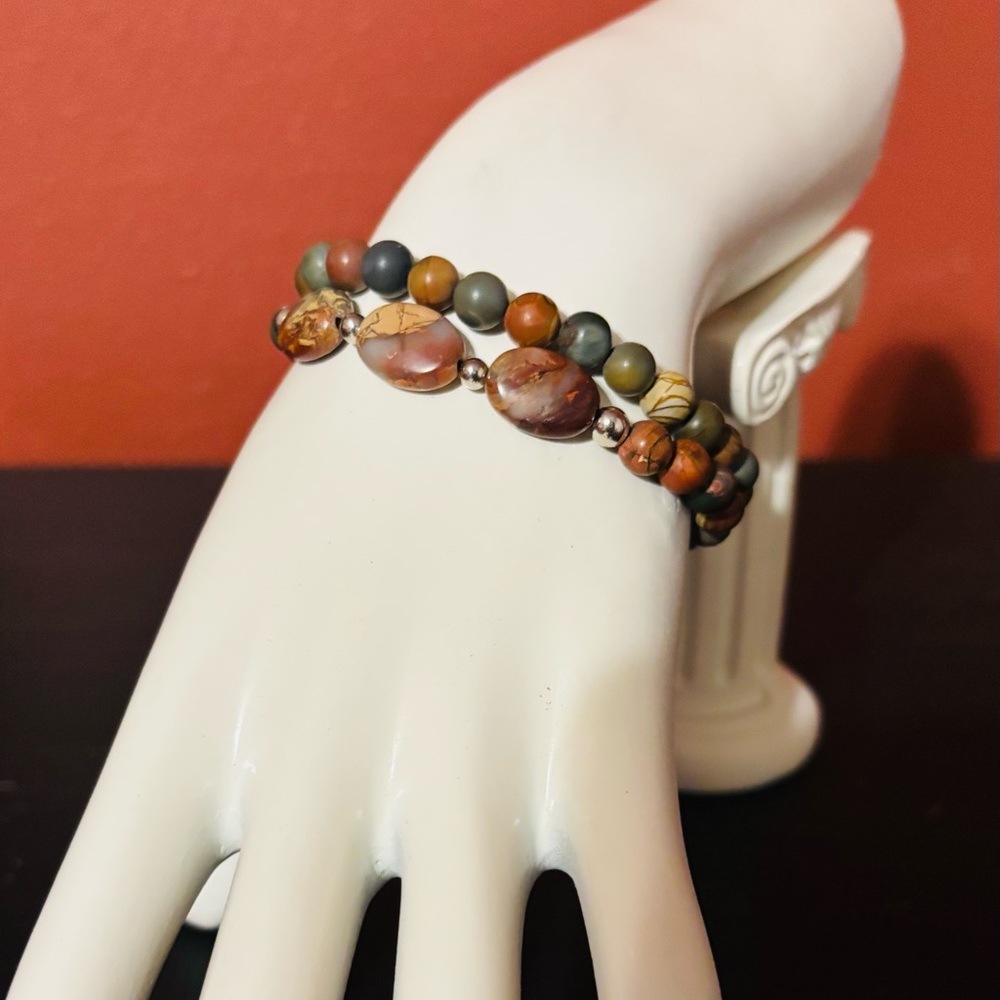 Elegant Multicolor Beaded Bracelet